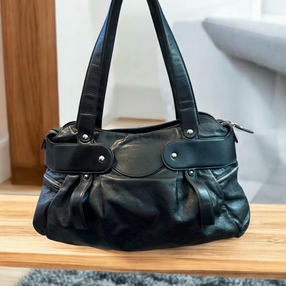 Salvatore Ferragamo Lambskin Gancini Shoulder Bag - Picture 4 of 16